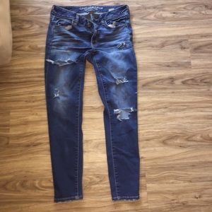 Size 8 AE jeggings distressed